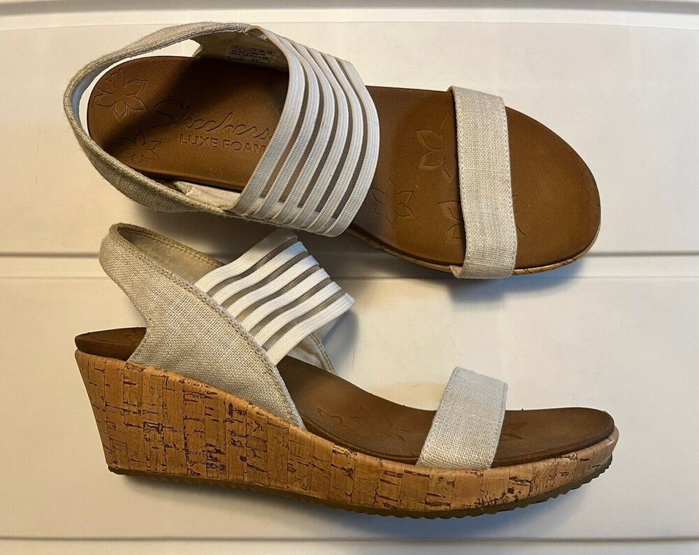 Skechers Luxe Foam Beverlee Smitten Wedge Sandals 38537 Women's Sz 10 Off White